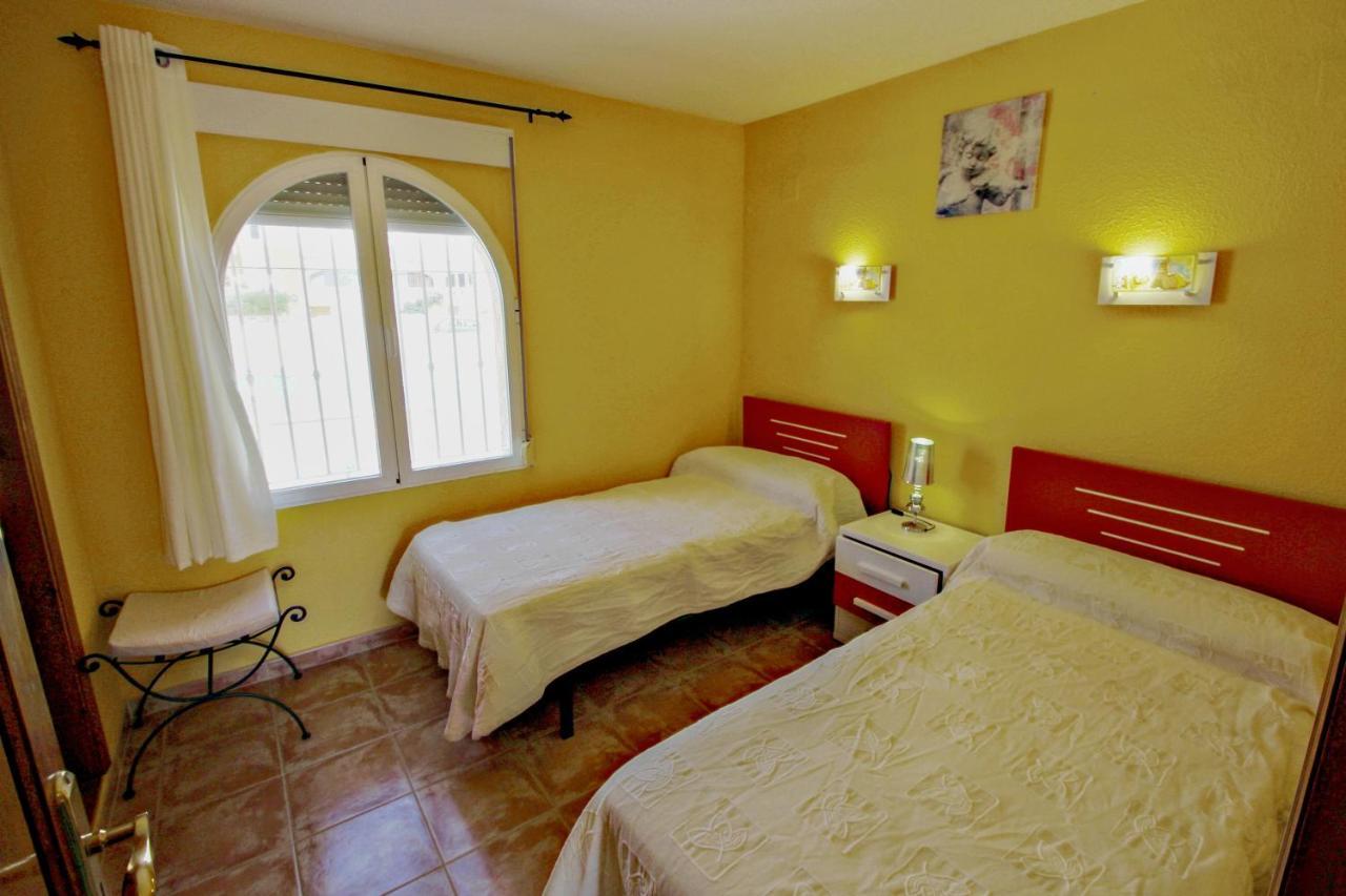 Margarida - Holiday Bungalow In Peaceful Surroundings In Бенитачель Экстерьер фото